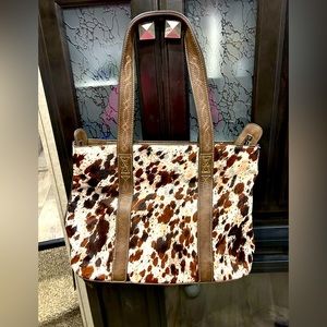 Tony Lama Purse like new- only carried a few times.